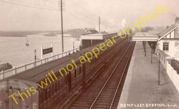 Benfleet Railway Station Photo. Pitsea - Leigh. Upminster to Southend Line. (8)
