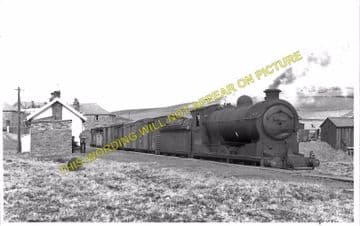 Bervie Railway Station Photo. Gordoun, St. Cyrus and Montrose Line. (3)