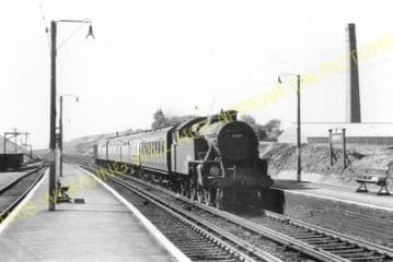 Berwick Railway Station Photo. Polegate - Glynde. Eastbourne to Lewes. LBSCR (5)