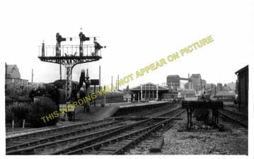Blyth Railway Station Photo. Newsham, Hartley and Newcastle Line. (2)