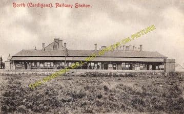 Borth Railway Station Photo. Glandyfi - Llandre. Machynlleth to Aberyswyth. (2)