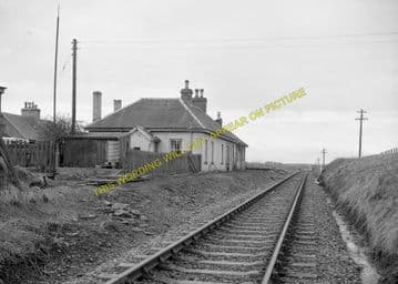 Bower Railway Station Photo. Georgemas - Watten. Thurso to Wick. Highland. (1)..