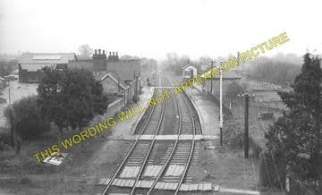 Brackley Town Railway Station Photo. Farthinghoe - Fulwell. Banbury Line. (8)