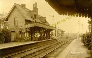 Bradfield Railway Station Photo. Mistley - Wrabness. Manningtree to Harwich. (2).