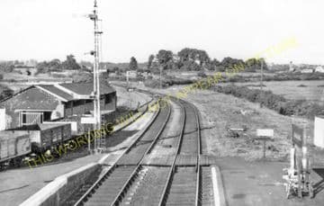 Brading Railway Station Photo. Sandown to Bembridge & Ryde Lines. (23)