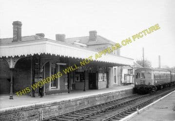 Braintree & Bocking Railway Station Photo. Cressing - Rayne. Felstead Line. (1)