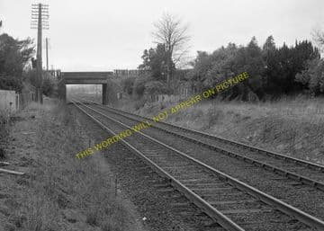 Bridge of Earn Railway Station Photo. Perth to Abernethy and Glenfarg Lines (5)
