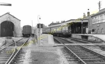 Bridport Railway Station Photo. West Bay - Powerstock. Maiden Newton Line. (25)