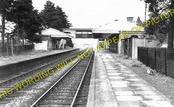 Broadway Railway Station Photo. Laverton - Willersey. Toddington Line. (2)