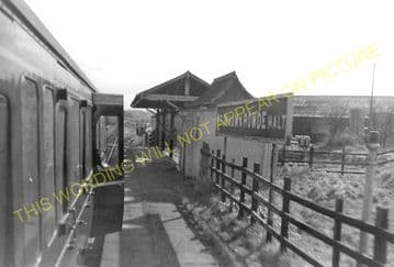 Bromham & Rowde Railway Station Photo. Devizes - Seend. Patney to Holt. GWR (11).