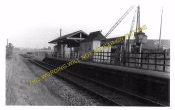 Bromham & Rowde Railway Station Photo. Devizes - Seend. Patney to Holt. GWR (9)