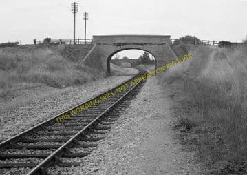 Broughton Gifford Railway Station Photo. Holt Jct. - Melksham. (1)..