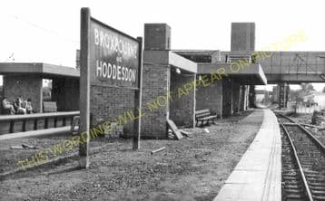 Broxbourne & Hoddesdon Railway Station Photo. Cheshunt to Rye House. (13)