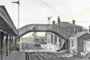 Brundall Railway Station Photo. Whitlington to Lingwood and Buckenham Lines (5)