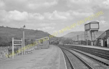 Builth Wells Railway Station Photo. Newbridge - Aberedw and Erwood Line. (9)