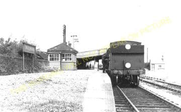 Bulford Railway Station Photo. Amesbury, Newton Tony and Grateley Line. (6)