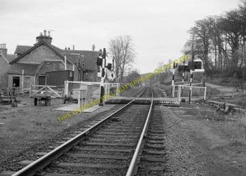 Bunchrew Railway Station Photo. Inverness - Lentran. Clunes and Beauly Line. (3)