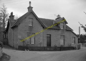 Bunchrew Railway Station Photo. Inverness - Lentran. Clunes and Beauly Line. (5)