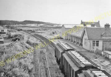 Burghead Railway Station Photo. Hopeman - Coltfield. Alves Line. Highland. (4)