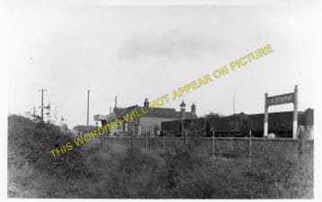Calbourne & Shalfleet Railway Station Photo. Carisbrooke - Ningwood. (5)