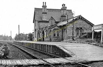 Cardington Railway Station Photo. Bedford - Southill. Hithin Line. Midland. (3)