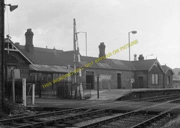 Carville Railway Station Photo. Percy Main - Walker. Newcastle Line. (2)