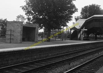 Chepstow Railway Station Photo. Portskewett to Tidenham and Woolaston Lines (10)
