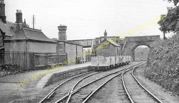 Chirk Railway Station Photo. Chirk Line. Glyn Valley Railway. (2)
