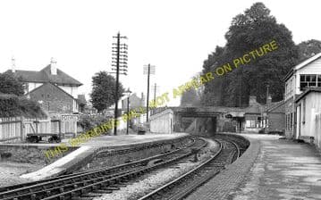 Chiseldon Railway Station Photo. Swindon - Ogbourne. Savernake Line. MSWJR. (3)