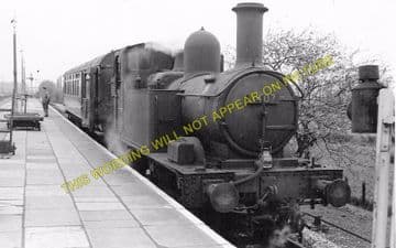 Cholsey & Moulsford Railway Station Photo. Goring - Didcot Line. (4)