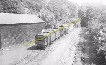 Colinton Railway Station Photo. Jumiper Green - Slateford. Currie to Gorgie. (2)