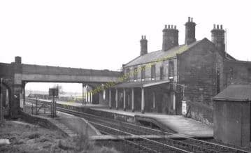 Corbridge Railway Station Photo. Hexham - Stocksfield. Prudhoe Line. (11).