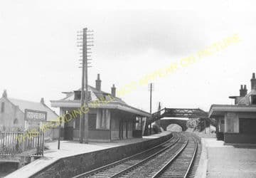 Cove Bay Railway Station Photo. Aberdeen - Portlethen. Newtonhill Line. (3)