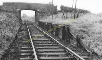 Craiglon Bridge Railway Station Photo. Pembrey - Pinged. Burry Port Line. (2)