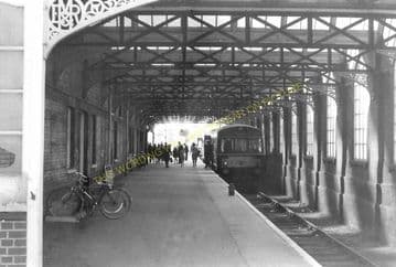 Cromer Beach Railway Station Photo. Sheringham Line. M&GNR. (12)