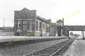 Culworth Railway Station Photo. Helmdon - Woodford & Hinton. Great Central. (5)