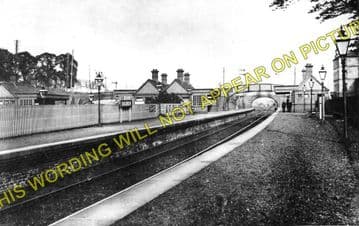 Dalmuir Park Railway Station Photo. Kilpatrick to Singer and Clydebank Lines (1)..
