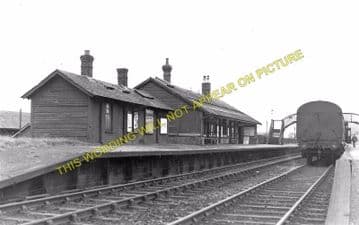 Darvel Railway Station Photo. Loudonhill - Newmilns. Kilmarnock Line. G&SWR (2)