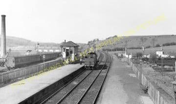 Darvel Railway Station Photo. Loudonhill - Newmilns. Kilmarnock Line. G&SWR (5)