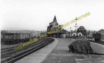 Denbigh Railway Station Photo. Llanrhaiadr to Trefnant and Bodfari Lines. (3)