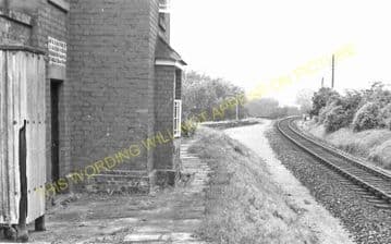 Dinmore Railway Station Photo. Moreton-on-Lugg - Ford Bridge. Hereford Line. (3)