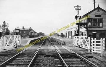 Dolau Railway Station Photo. Penybont - Llangunllo. Builth to Knucklas Line. (1)..