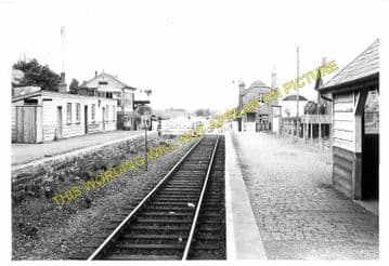 Dolau Railway Station Photo. Penybont - Llangunllo. Builth to Knucklas Line. (5)