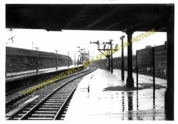 Dundee Tay Bridge Railway Station Photo. Wormit Line. North British Railway. (2)