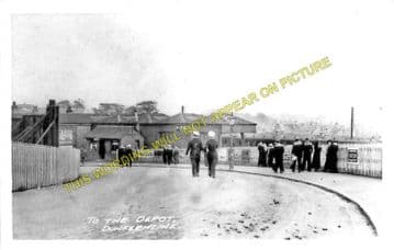 Dunfermline Lower Railway Station Photo. Halbeath - Rosyth and Cairneyhill. (2)