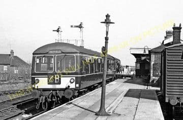 Dunstable North Railway Station Photo. Standridgeford Line. LNWR. (7)
