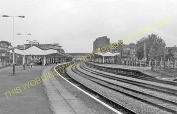 East Newport Railway Station Photo. Wormit - Tayport. Newport-on-Tay East. (16)
