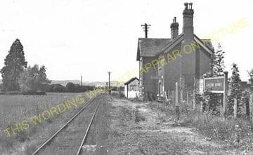 Easton Court Railway Station Photo. Woofferton - Tenbury Wells. GWR + L&NWR. (6)