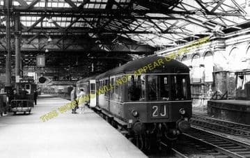 Edinburgh Waverley Railway Station Photo. North British Railway. (6)