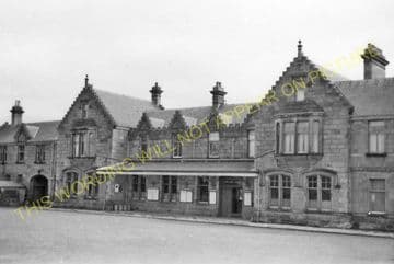 Elgin East Railway Station Photo. Lossiemouth and Calcots Line. GNSR. (11)